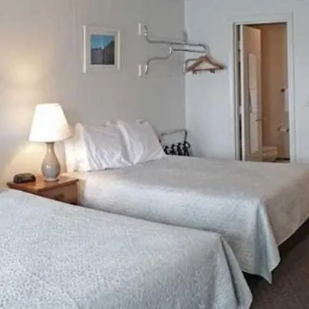 Carriage House Motel Cottages & Suites Wells Esterno foto