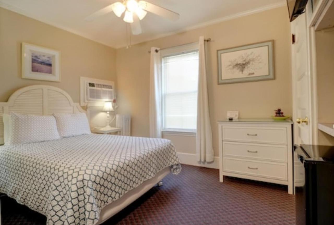 Motel Carriage House & 2*