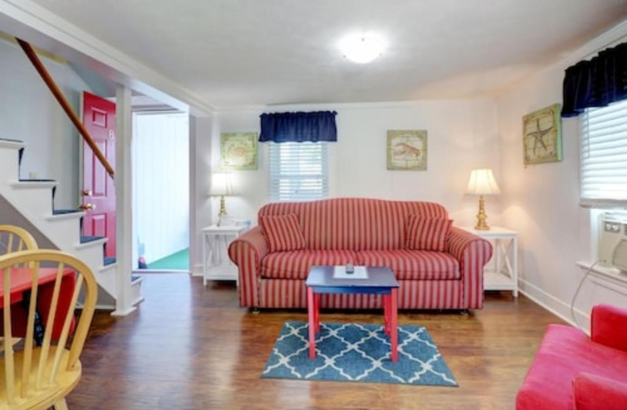 Motel Carriage House & 2*