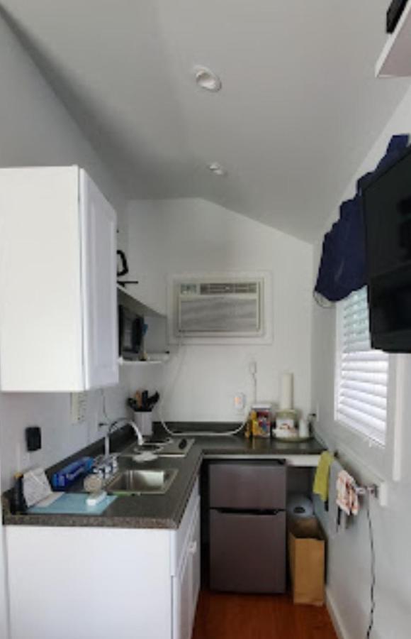 Carriage House & 2*