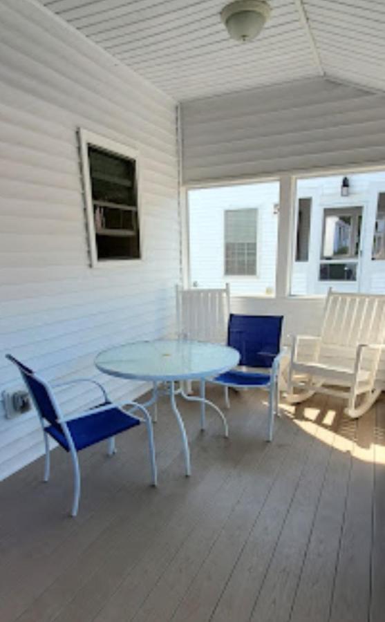 Carriage House & Wells